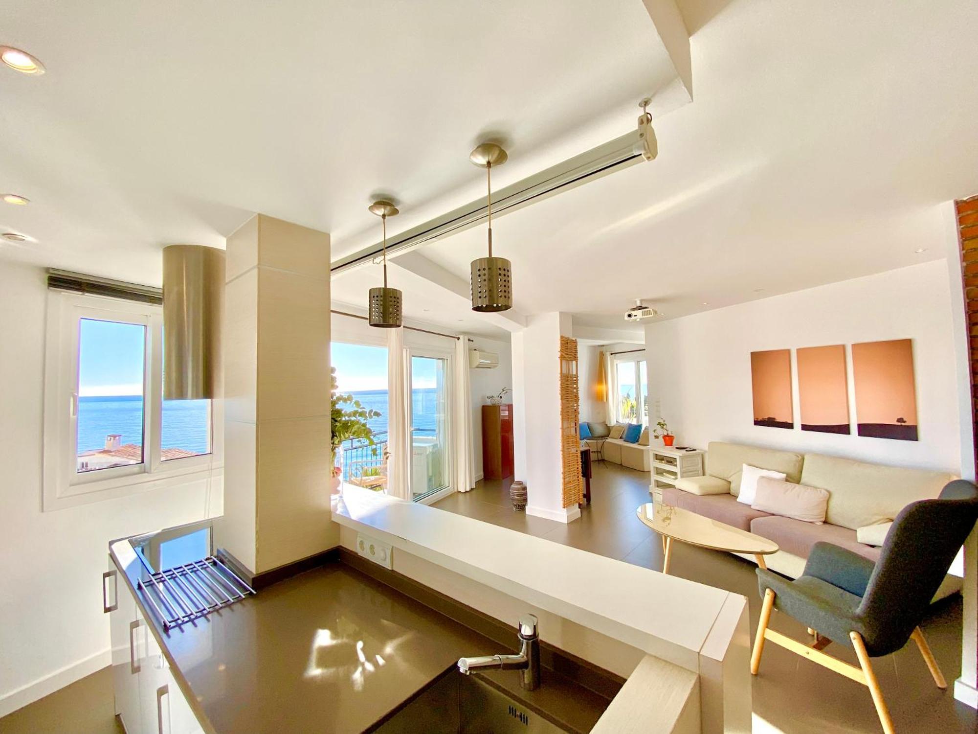 Modern Apartment Stunning Sea Views And Pool Nerja Buitenkant foto