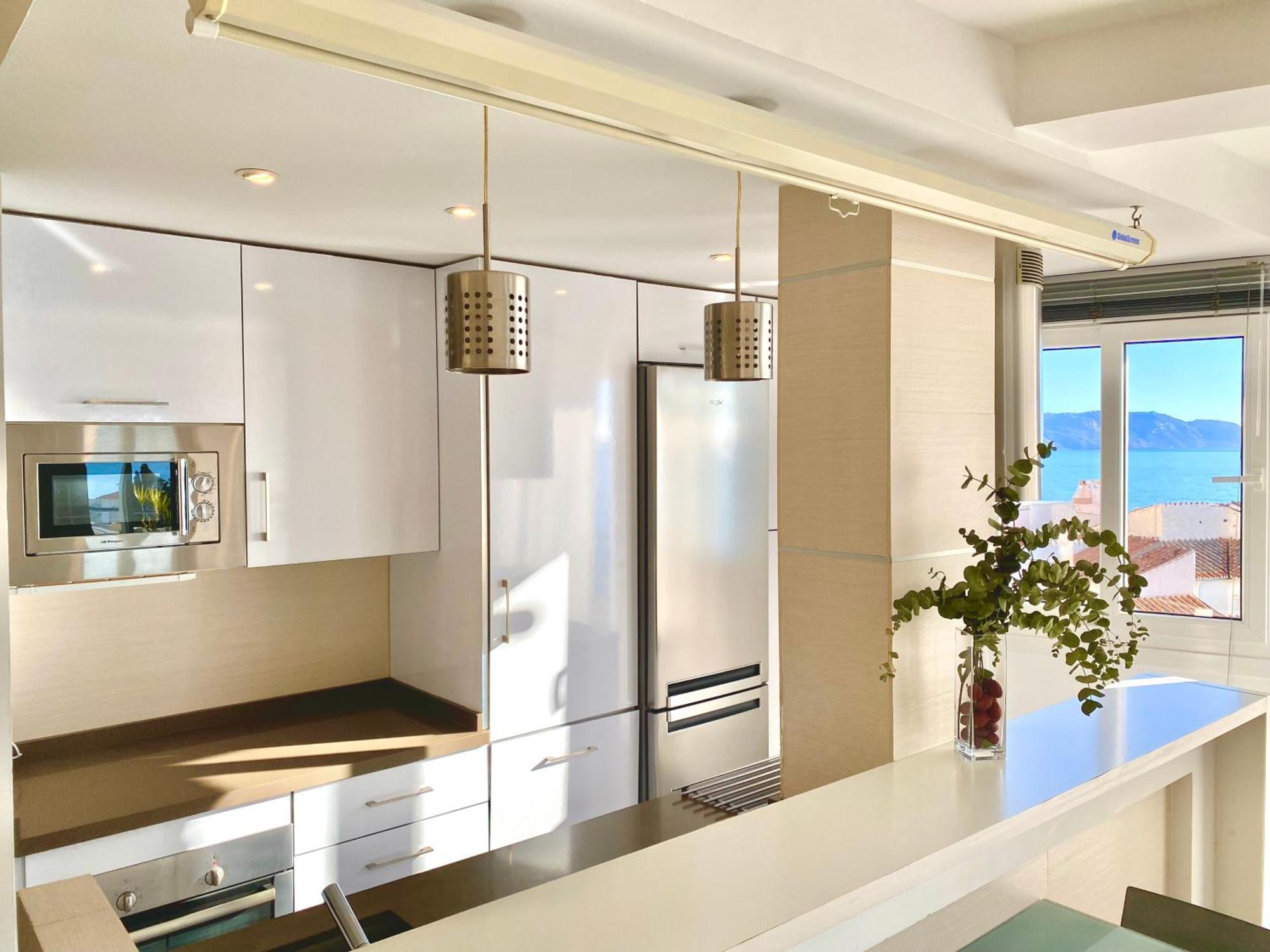 Modern Apartment Stunning Sea Views And Pool Nerja Buitenkant foto